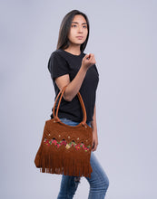 Load image into Gallery viewer, Sisa Embroidered Bag - Leather
