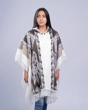 Load image into Gallery viewer, Poncho Dream Catcher
